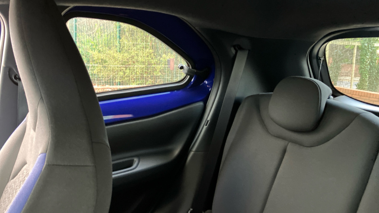 Toyota Aygo X 1.0 VVT-i Edge 5dr Auto Petrol Hatchback